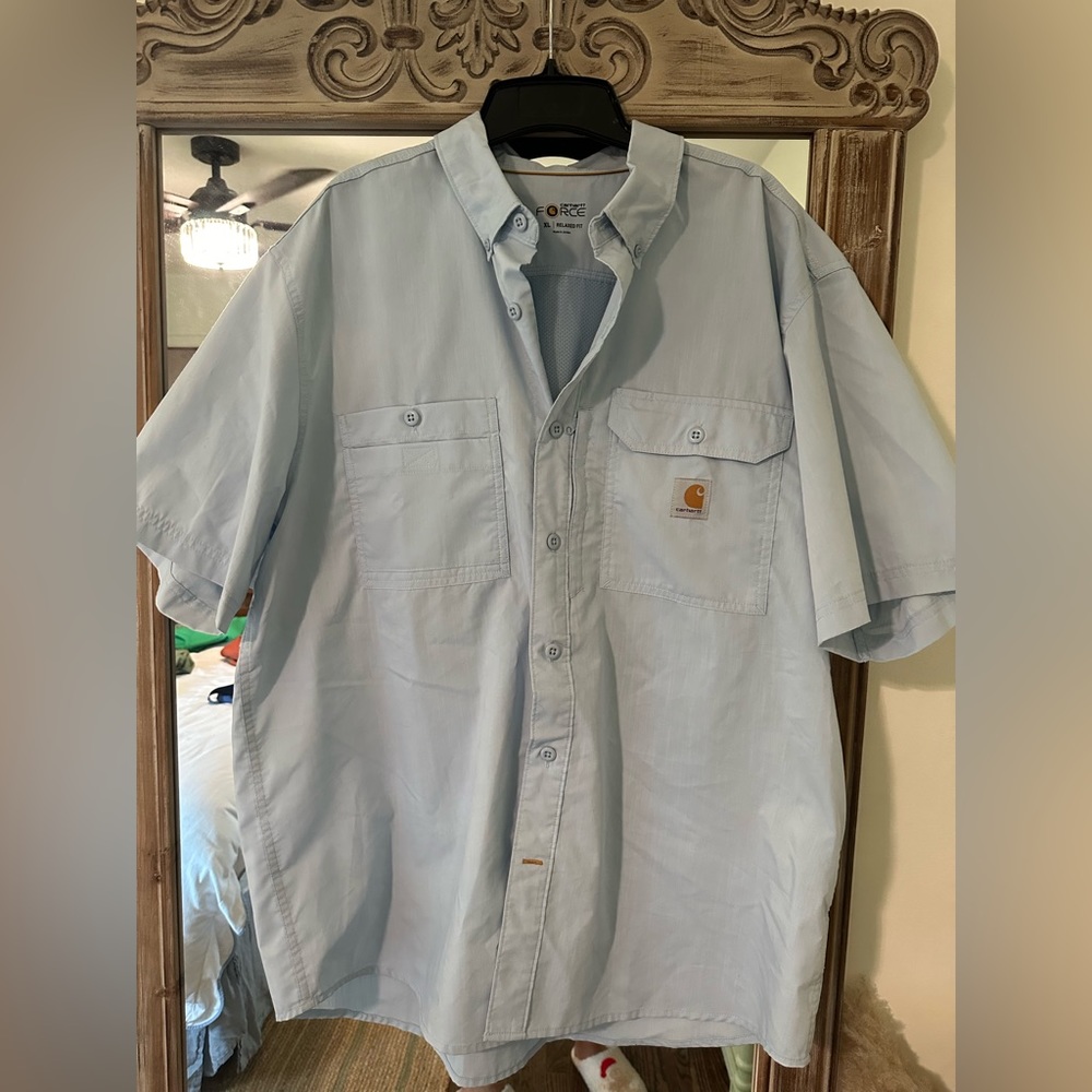 Carhartt short sleeve button down with vent back